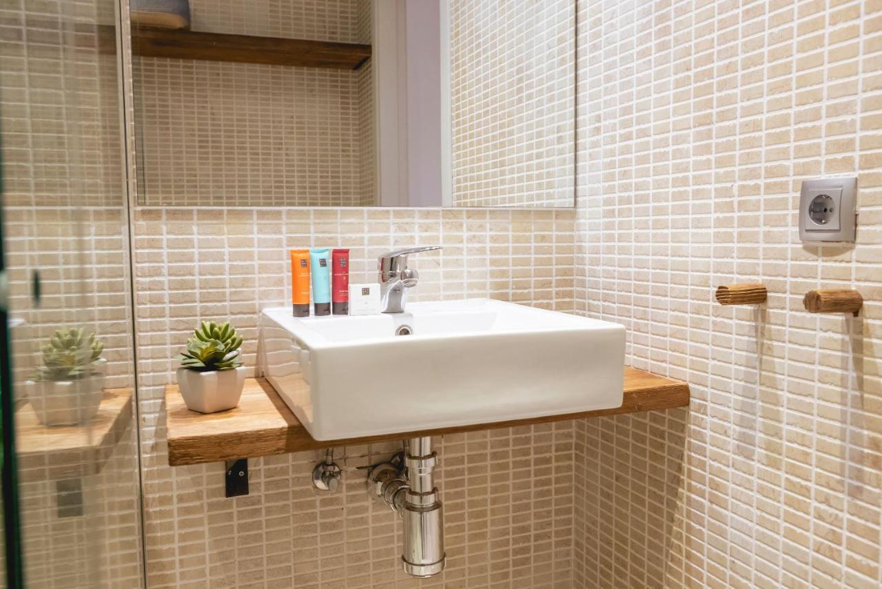 Bravissimo La Mora Apartment Girona Ngoại thất bức ảnh